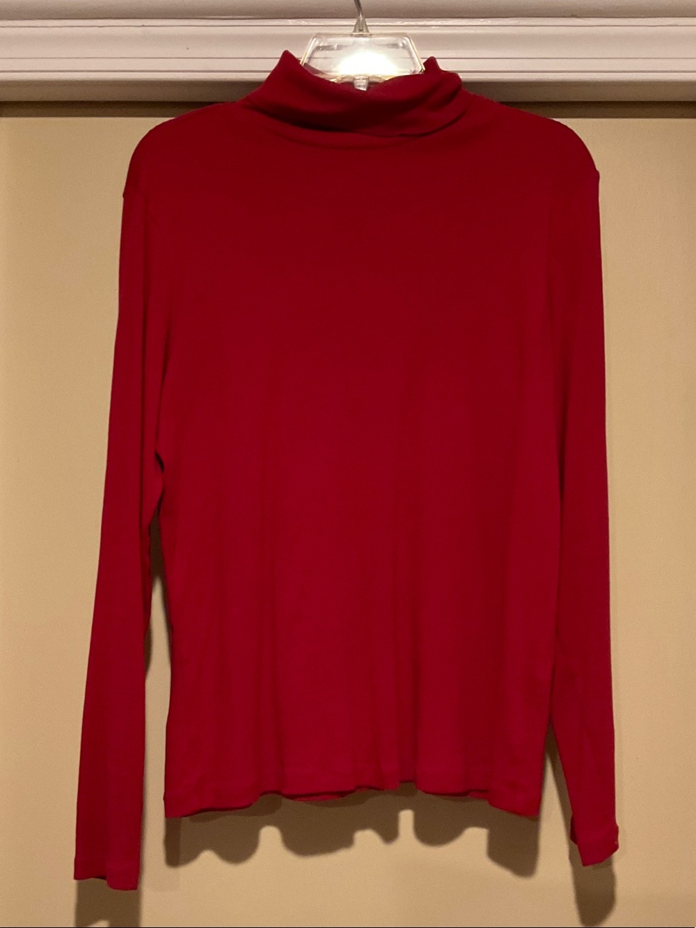 Women’s Christopher and Banks Large Red Turtleneck